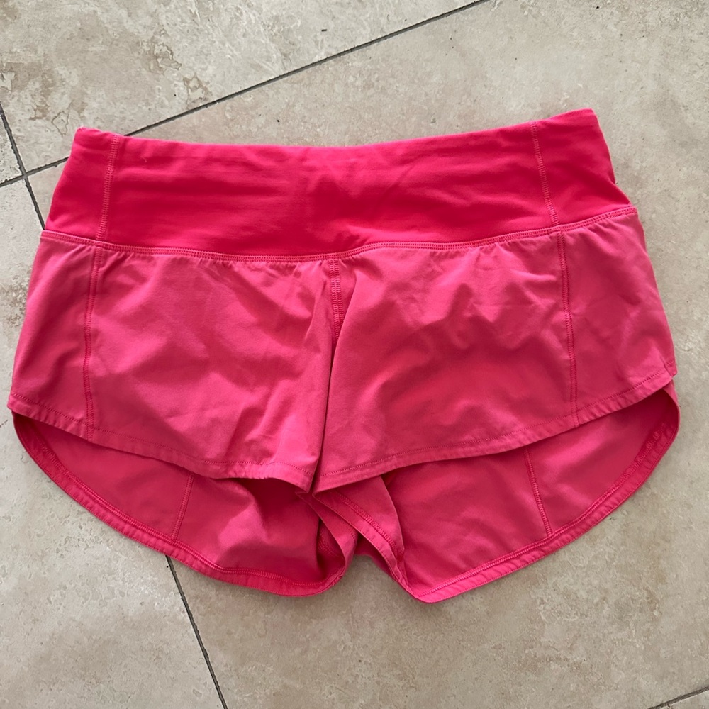 Lululemon Speed Up Low-Rise Lined Short 2.5 inch, Size 2